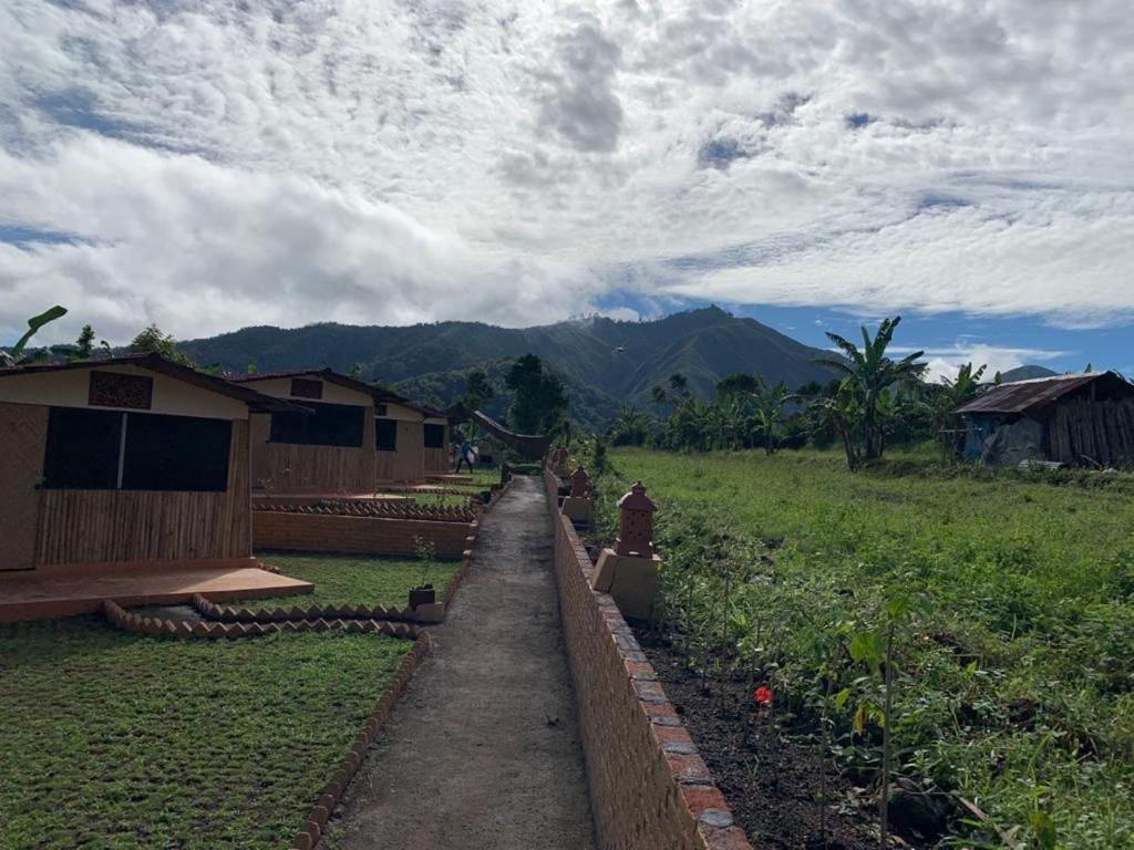 Отель The Gate Rinjani Sajang Экстерьер фото
